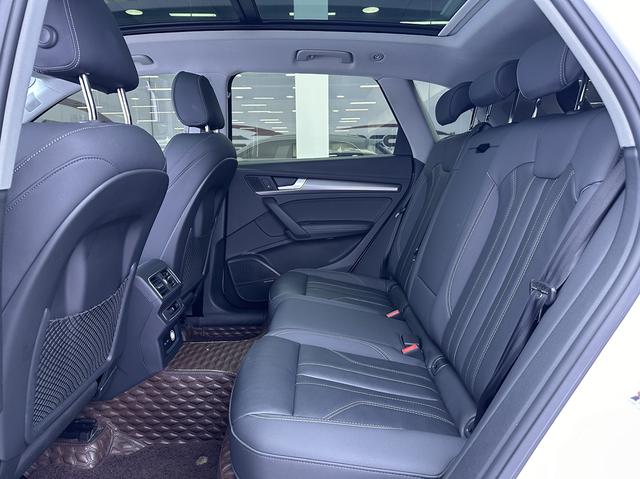 Audi Q5L 2022 Modi f ied 45T Luxury Elegance – фото 16