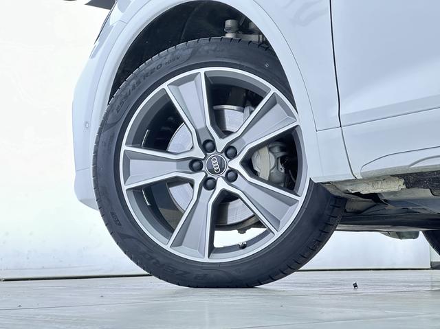Audi Q5L 2022 Modi f ied 45T Luxury Elegance – фото 39