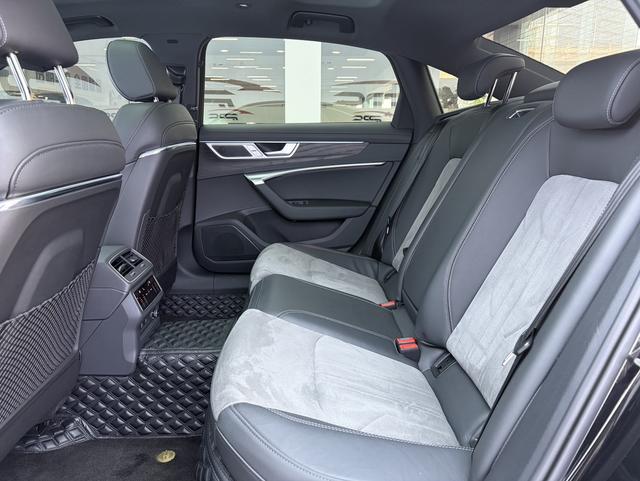 Audi A6L 2023 Facelift 45 TFSI quattro Select Dynamic – фото 18
