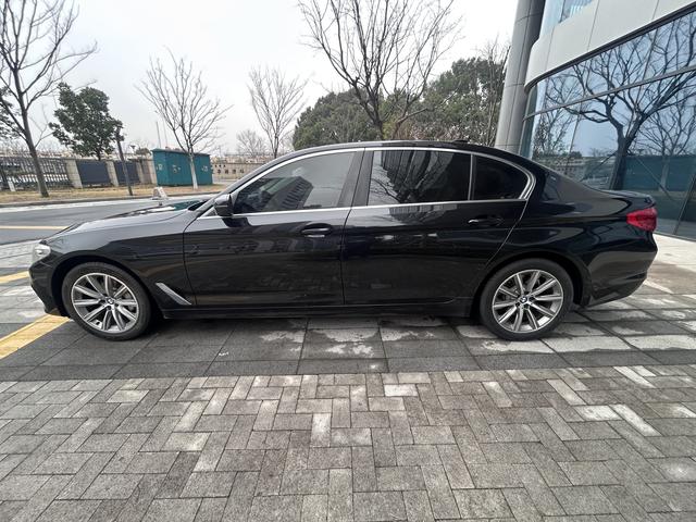 BMW 5 Series 2018 528Li Launch Special Edition – фото 6