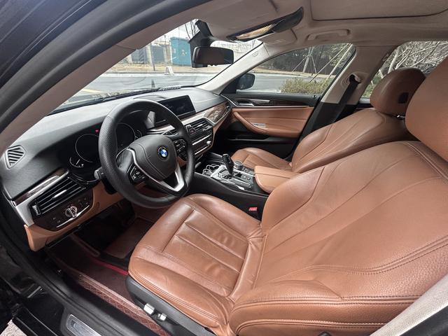 BMW 5 Series 2018 528Li Launch Special Edition – фото 9