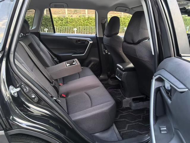 Toyota RAV4 2024 2.0L CVT 2WD Urban – фото 7
