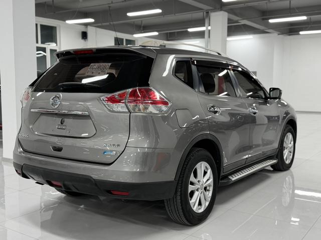 Nissan X-Trail 2014 2.0L CVT Comfort 2WD – фото 4
