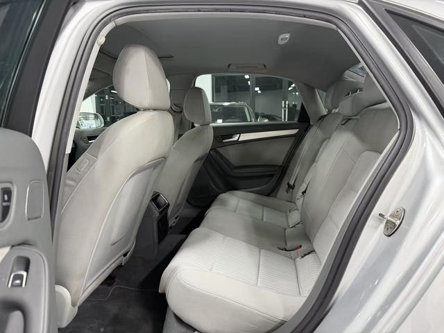 Audi A4L 2013 35 TFSI Automatic Standard – фото 8