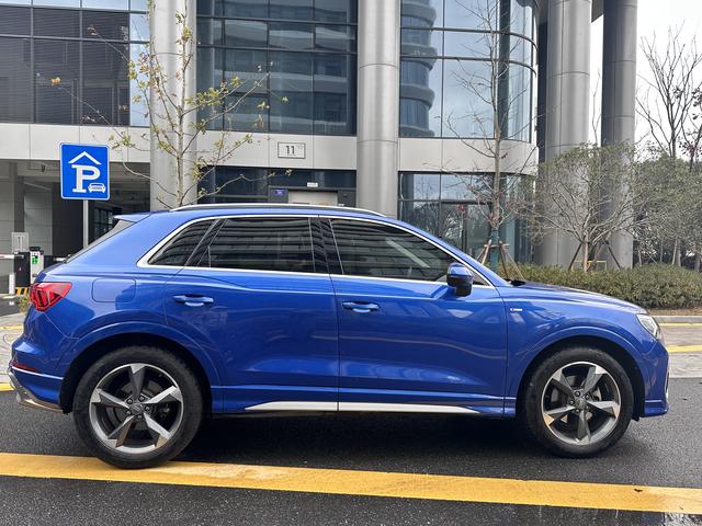 AUDI Q3 Модель 2020 года 35 TFSI Fashion Dynamic – фото 7