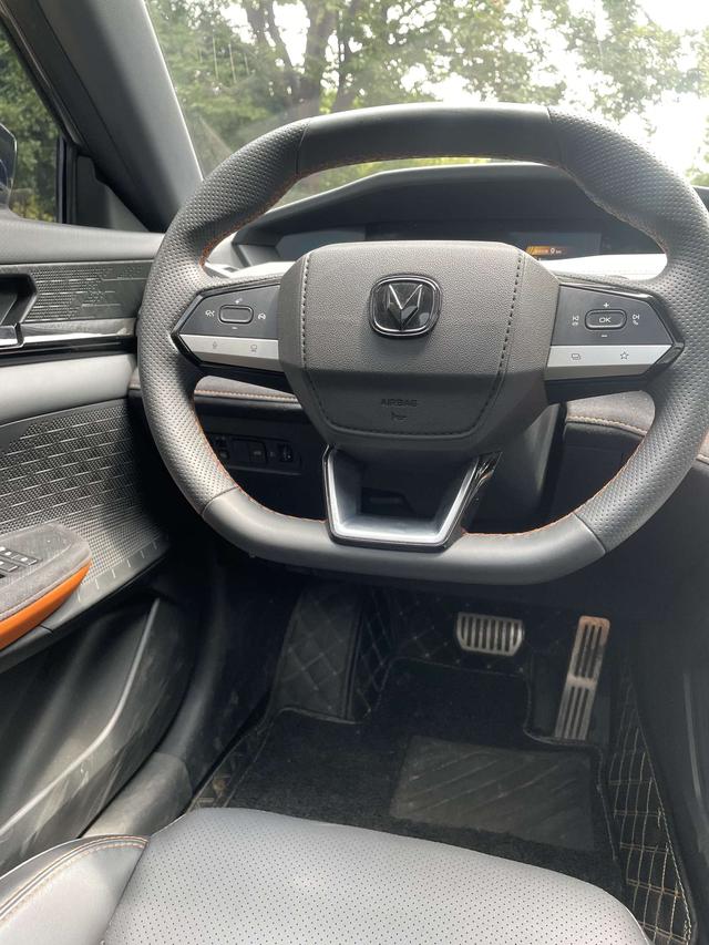 Changan UNI-V 2023 1.5T Sport – фото 8