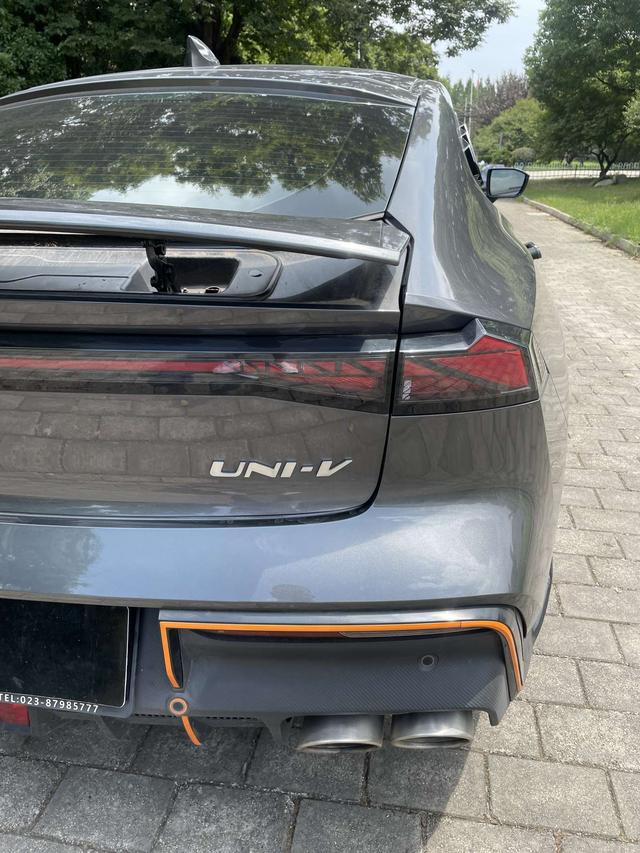 Changan UNI-V 2023 1.5T Sport – фото 10