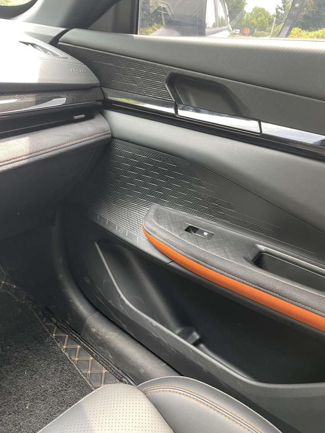 Changan UNI-V 2023 1.5T Sport – фото 13