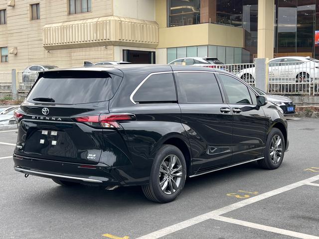 Toyota Sienna 2026 модификация Hybrid 2.5L Deluxe Edition – фото 6