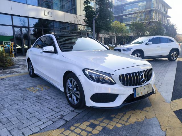 Mercedes-Benz C-Class 2018 C 200 L Sport – фото 2