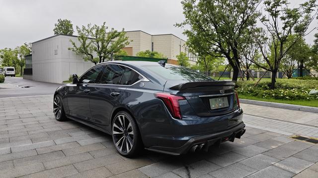 Cadillac C T5 2022 28T Premium – фото 4
