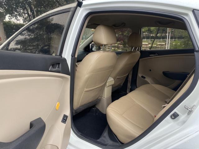 Hyundai Reina 2016 1.4L Auto Fashion GS – фото 5