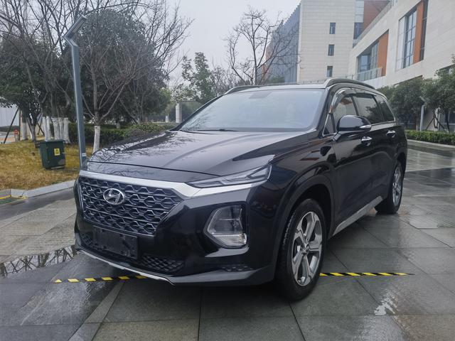 Hyundai Santa Fe Модель 2020 года 380 TGDi GLS автоматическое 2WD Deluxe Edition – фото 1