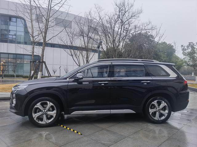 Hyundai Santa Fe Модель 2020 года 380 TGDi GLS автоматическое 2WD Deluxe Edition – фото 3