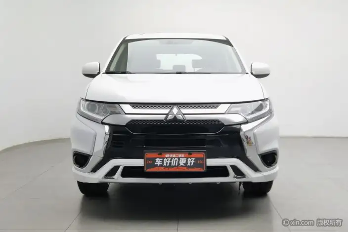 Mitsubishi Outlander 2021 Model Facelift 2.0L 2WD Smooth Ride Edition 5 seat