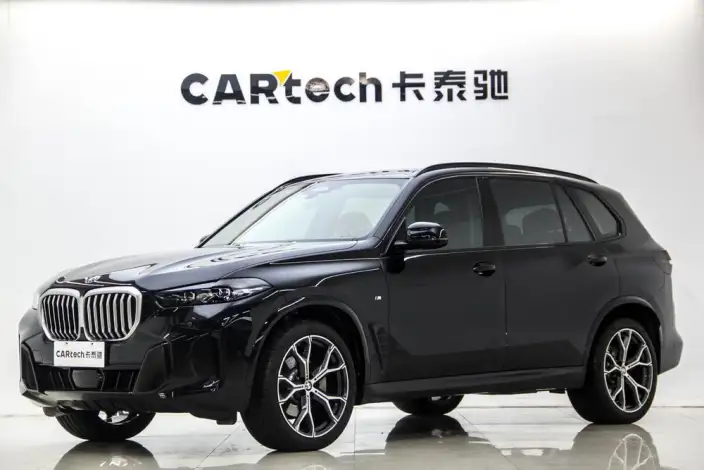 BMW X5 2023 Model xDrive30Li Exclusive Model M Sports Night Set