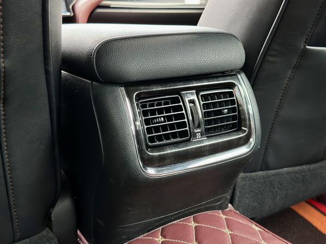 Toyota Sienna 2023 Hybrid 2.5L Premium – фото 22