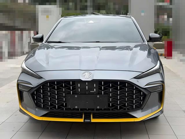 MG6 2021 Pro 1.5T Automatic Trophy Luxury – фото 2