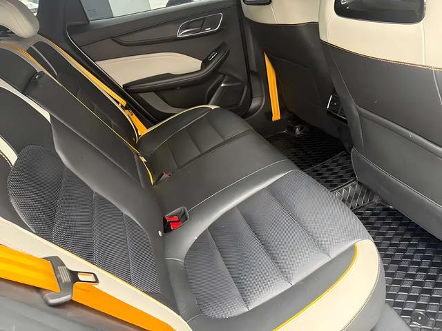 MG6 2021 Pro 1.5T Automatic Trophy Luxury – фото 11