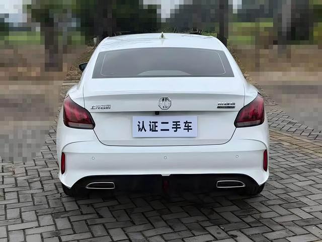 MG5 2023 180DVVT CVT Youth Luxury – фото 5
