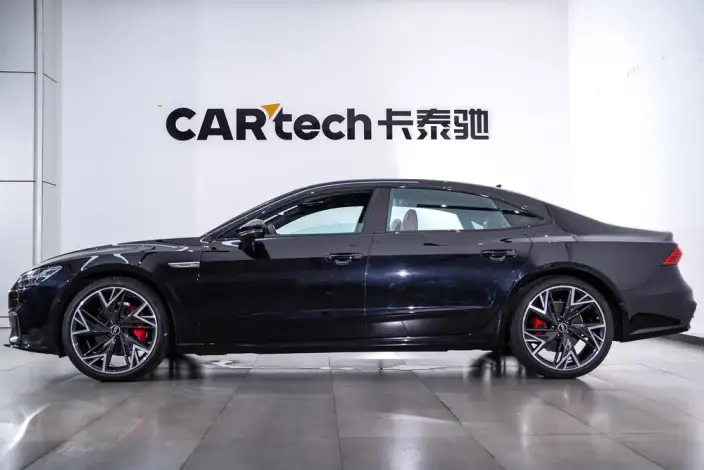 Audi A7 L 2024 Model 45 TFSI quattro Black Samurai Edition