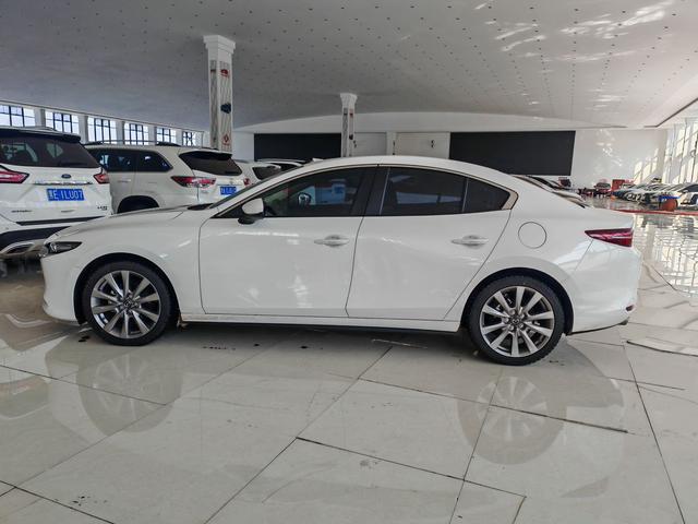 Mazda3 Axela 2023 2.0L Automatic Quality Power – фото 2