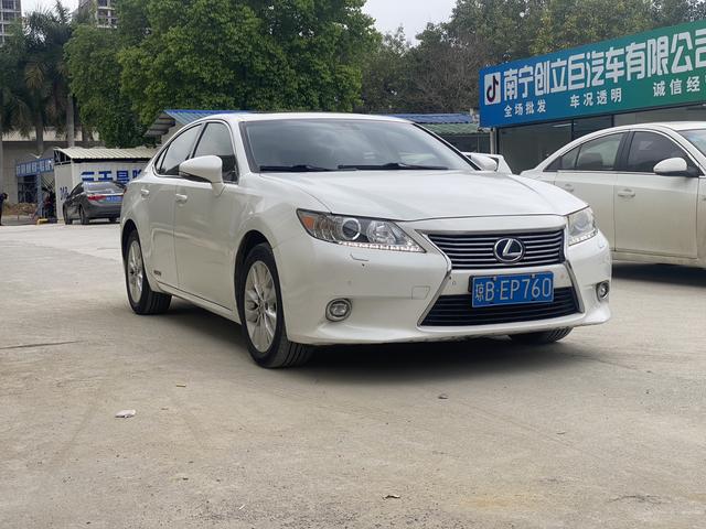 Lexus ES 2014 модификация 300h Elite Edition – фото 3