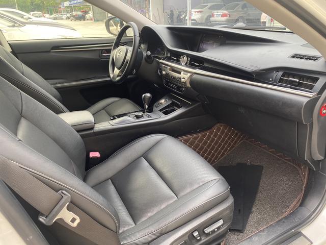 Lexus ES 2014 модификация 300h Elite Edition – фото 8