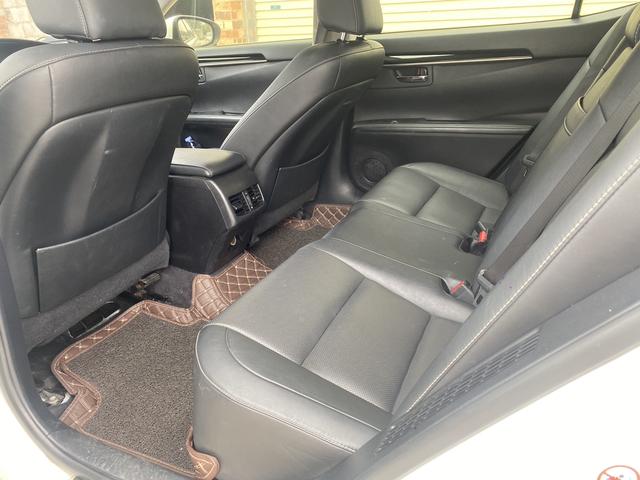 Lexus ES 2014 модификация 300h Elite Edition – фото 9