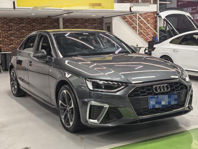 Audi A4L 2022 40 TFSI Luxury Dynamic – фото 3