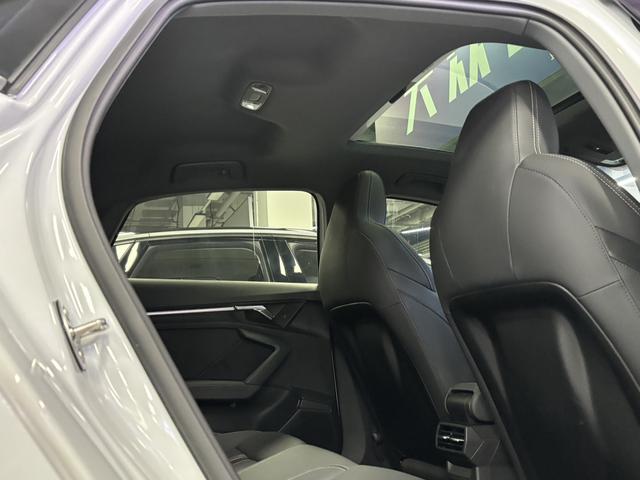 Audi A3 2023 Facelift A3L Limousine 35 TFSI Sport – фото 6