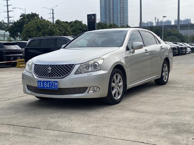 Toyota Crown 2010 модификация 3.0L Royal Saloon Exclusive Edition – фото 1
