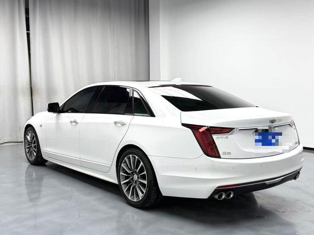 Cadillac CT6 2022 28T Platinum – фото 14