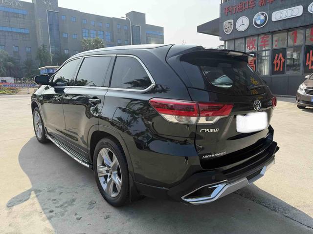 Toyota Highlander 2021 2.0T 2WD Luxury 7-Seater – фото 10