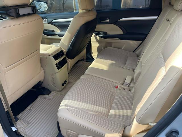 Toyota Highlander Модель 2018 года 2.0T 4WD Elite Edition 7 seat Country VI – фото 9