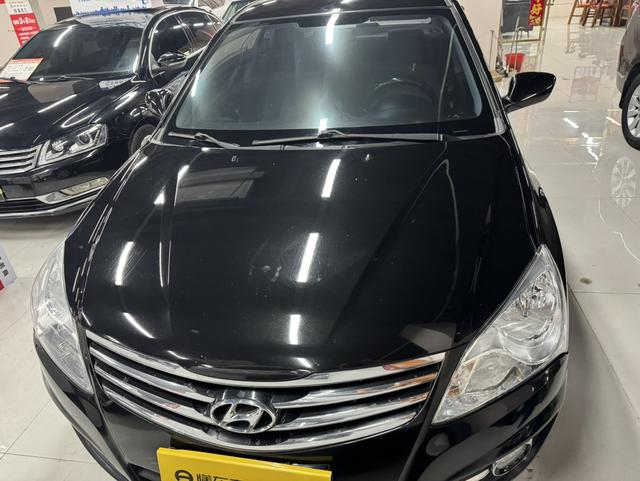 Hyundai Elantra 2015 1.6L Manual Comfort – фото 2