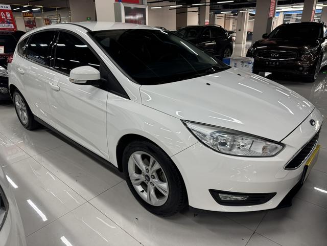 Ford Focus 2017 модификация лян кузов 1.6L автоматическое Com f ort Zhixing Edition – фото 3