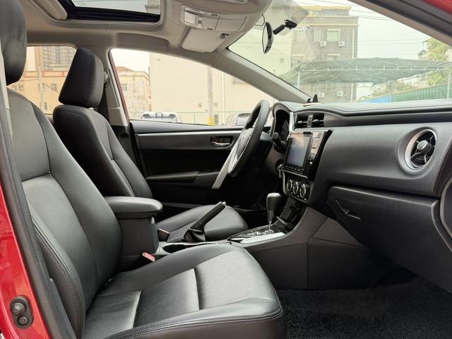 Toyota Corolla 2017 Facelift 1.2T S-CVT GL China V – фото 6
