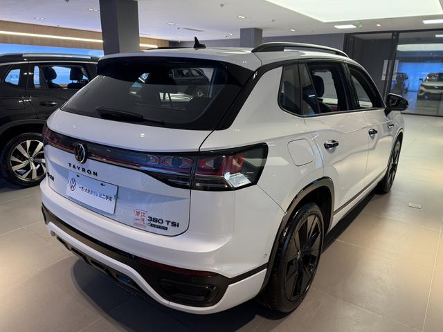 Volkswagen Tayron 2023 380TSI 4WD R-Line Pro Smart Enjoy Edition – фото 9