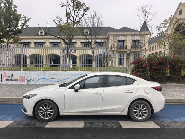 Mazda3 Axela 2016 модификация Тройная литиевая батарея кузов 1.5L Manual Luxury – фото 3