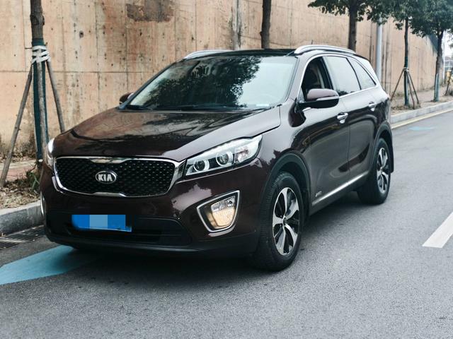 Sorento 2016 модификация Sorento L 2.4L бензин 4WD Customized Edition 5 seat National V