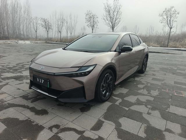 TOYOTA bZ3 Раздел 2023 Long Battery Li f e Pro PRO – фото 6
