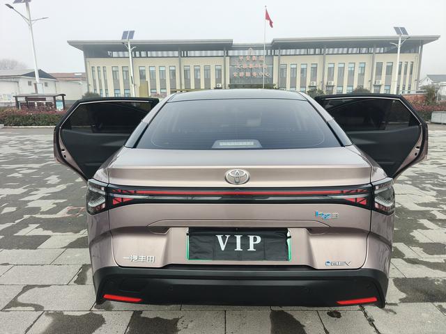 TOYOTA bZ3 Раздел 2023 Long Battery Li f e Pro PRO – фото 28