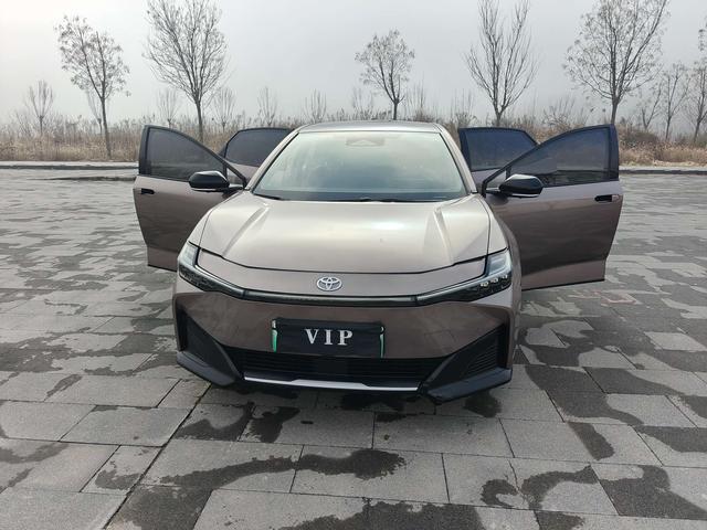 TOYOTA bZ3 Раздел 2023 Long Battery Li f e Pro PRO – фото 29