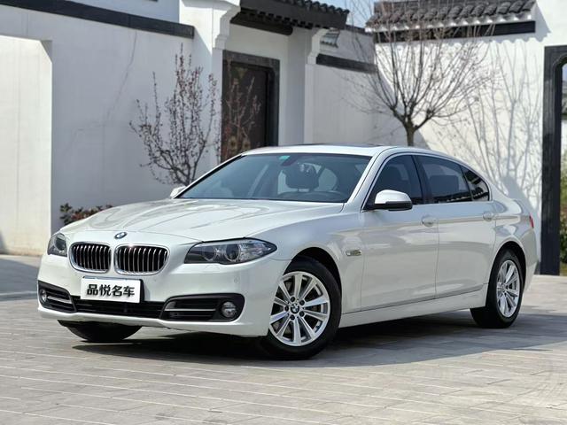 BMW 5 Series 2014 520Li Elegant – фото 1