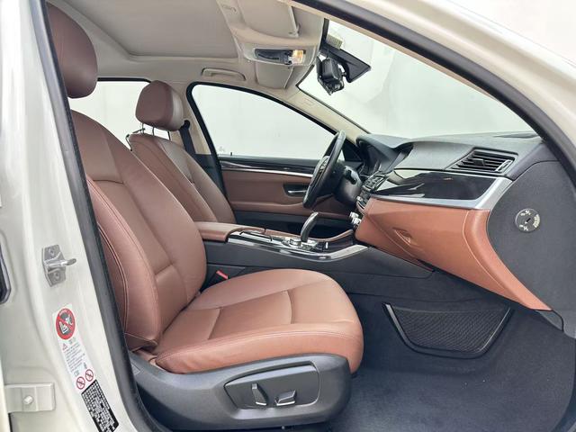 BMW 5 Series 2014 520Li Elegant – фото 10