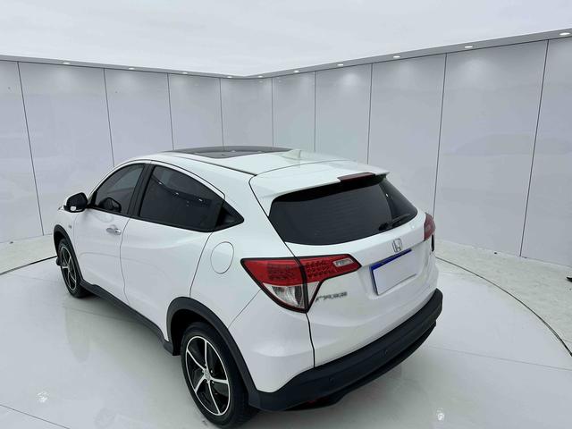 Honda Vezel 2020 1.5L CVT Pioneer – фото 3