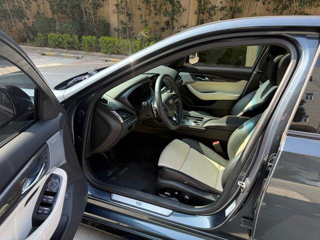 Cadillac C T5 2021 28T Platinum Sport – фото 4