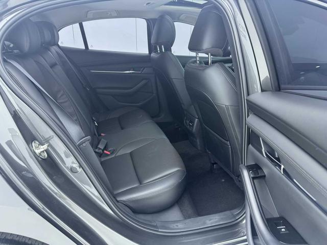 Mazda3 Axela 2021 2.0L Automatic Zhi Ya – фото 17