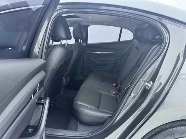 Mazda3 Axela 2021 2.0L Automatic Zhi Ya – фото 18